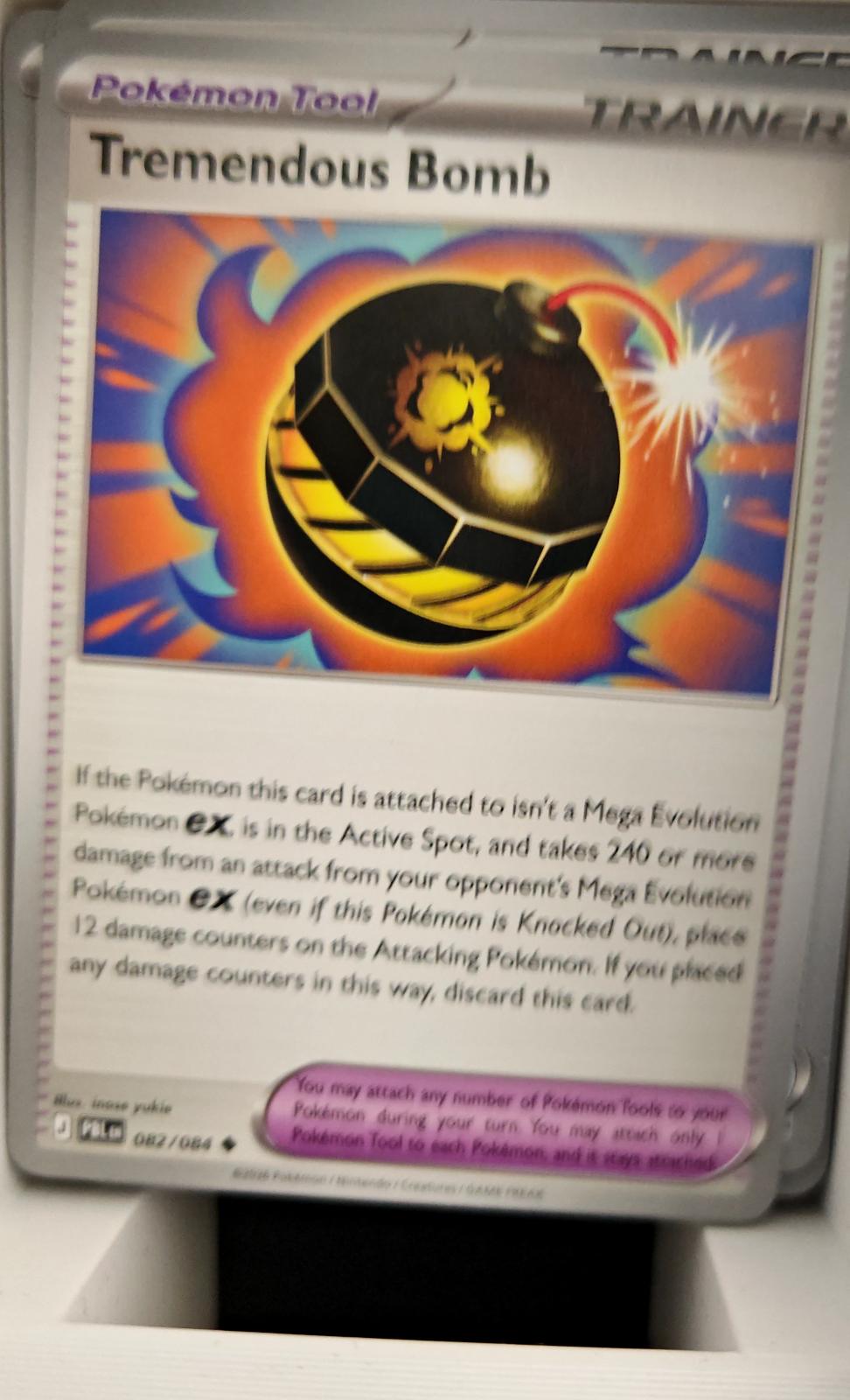 Tremendous Bomb - 082/084 - - PITCH BLACK - Pokemon - Uncommon | AA15-94