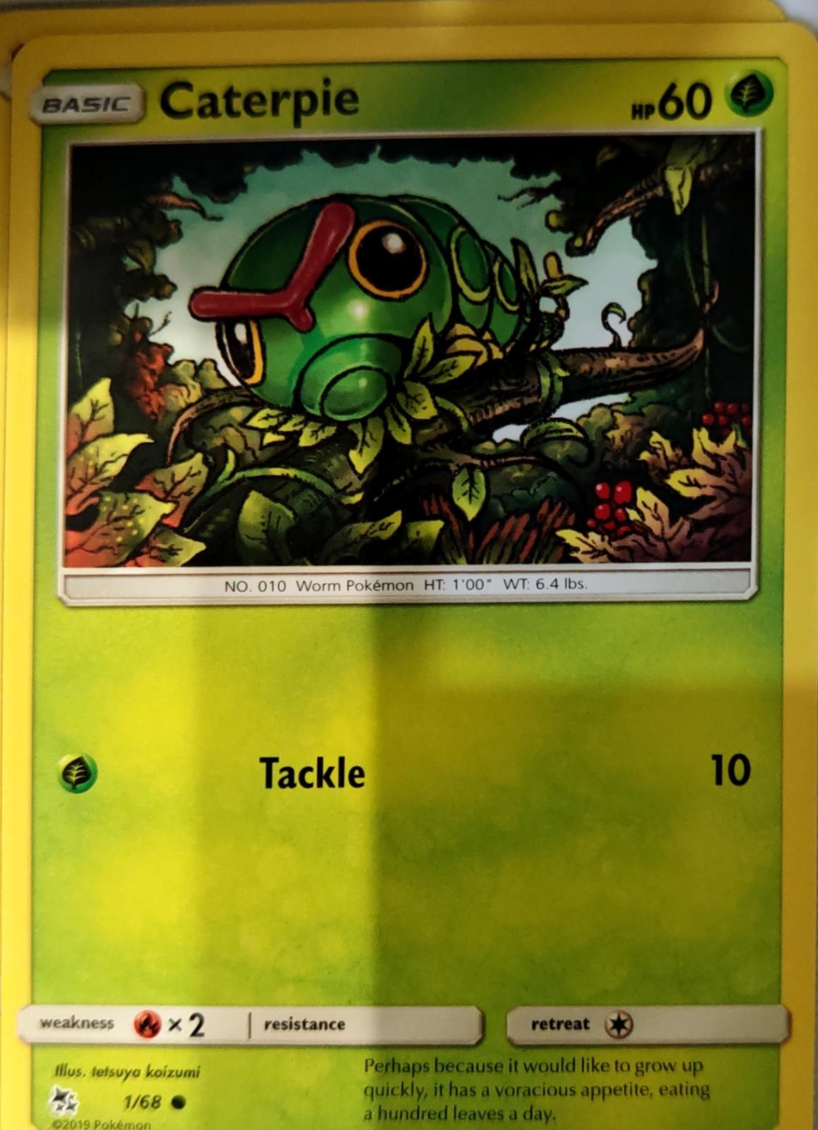 Caterpie - 1/68 - - HIDDEN FATES - Pokemon - Common | AA71-2
