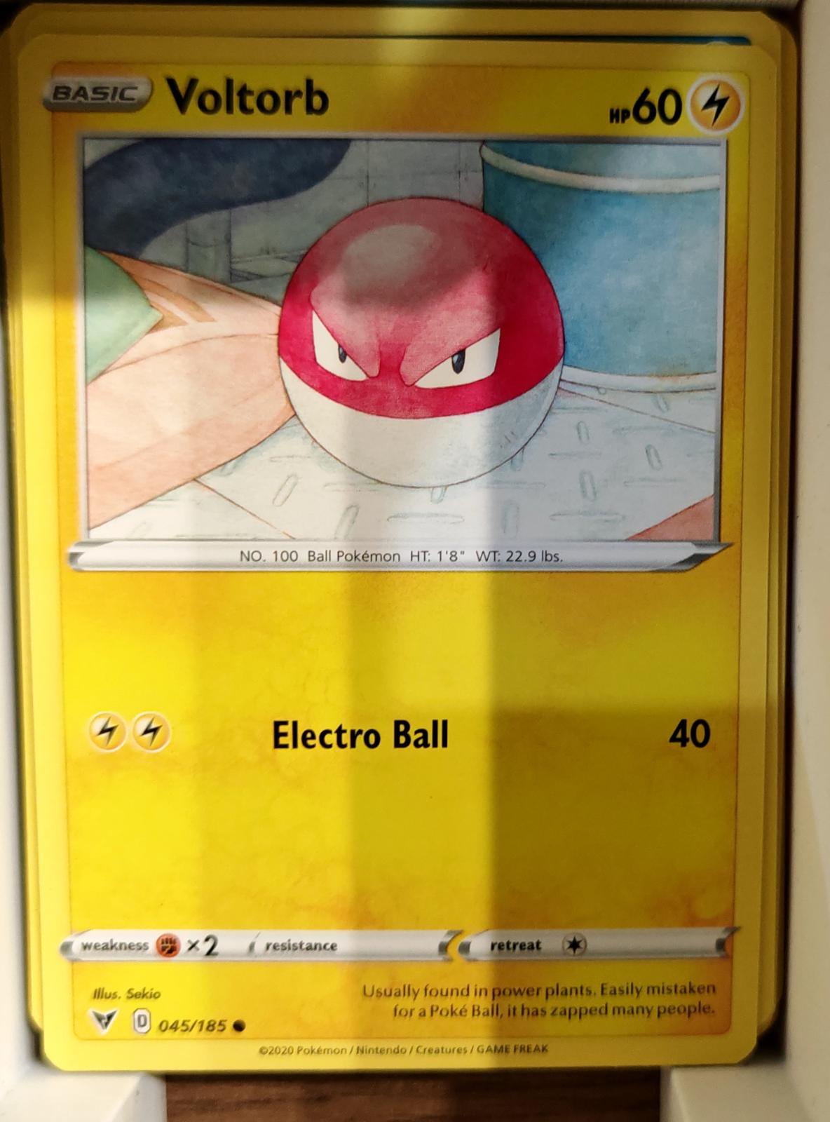Voltorb - 045/185 - - VIVID VOLTAGE - Pokemon - Common | AA67-27