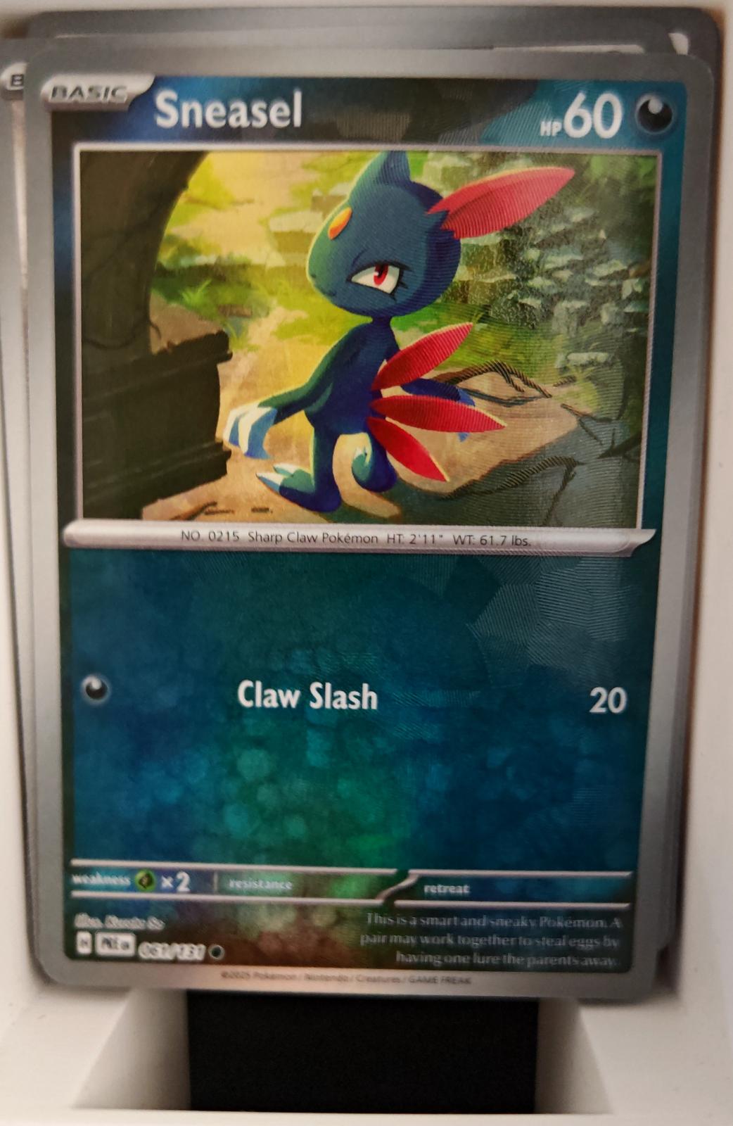 Sneasel (Poke Ball Pattern) - 061/131 - Holo - PRISMATIC EVOLUTIONS - Pokemon - | AA26-86