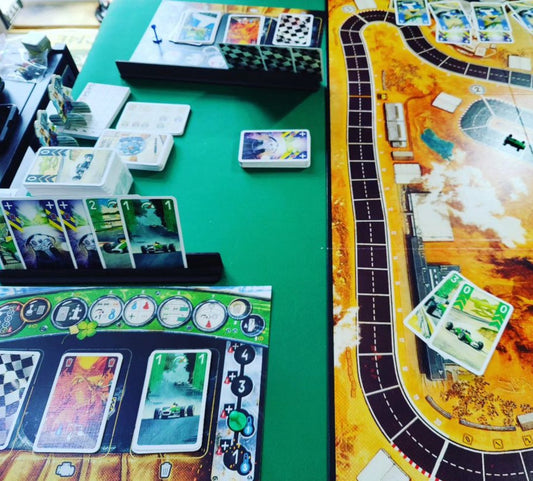 Board Game Solutions Plays: Heat- Pedal to the Metal - BoardGameSolutions