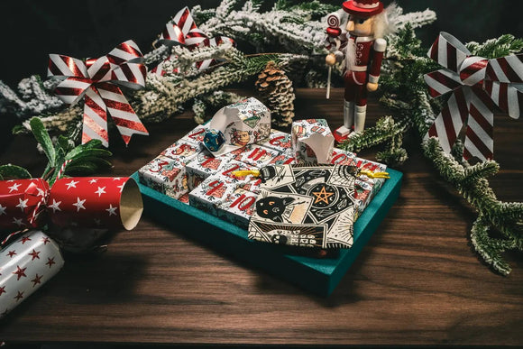 🎁 The Ultimate Christmas Gifts for Tabletop Gamers in the UK (2025) - BoardGameSolutions