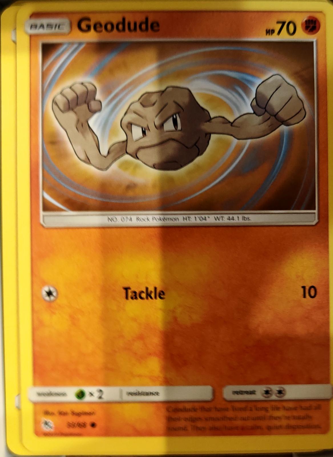 Geodude - 33/68 - - HIDDEN FATES - Pokemon - Common | AA69-20