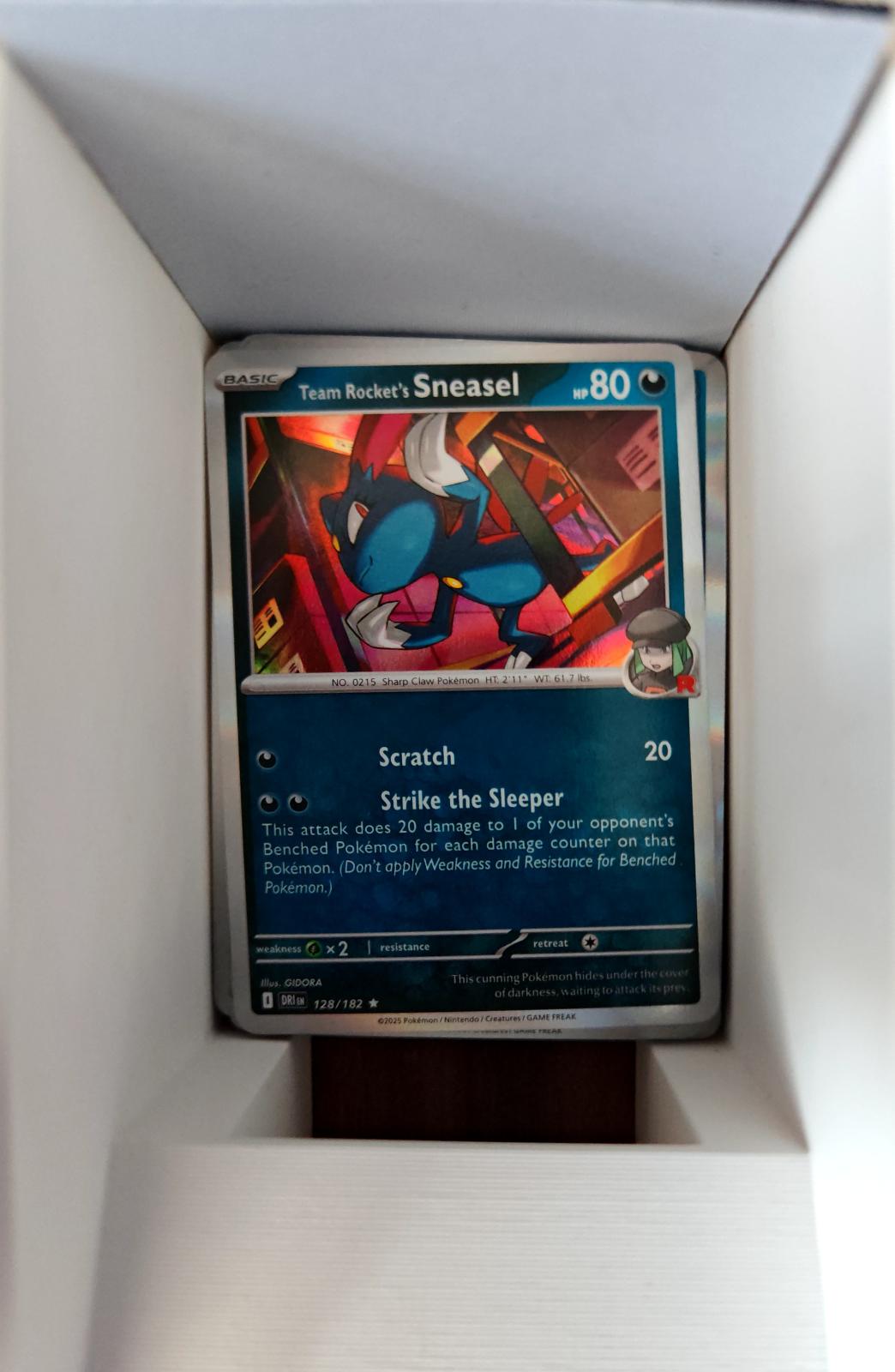Team Rocket's Sneasel - 128/182 - Holo - DESTINED RIVALS - Pokemon - | AA55-42
