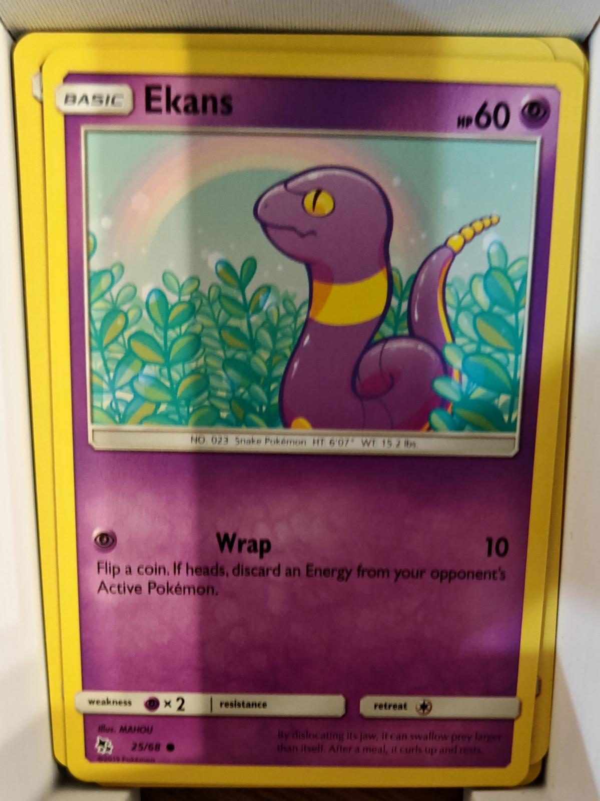 Ekans - 25/68 - - HIDDEN FATES - Pokemon - Common | AA68-22