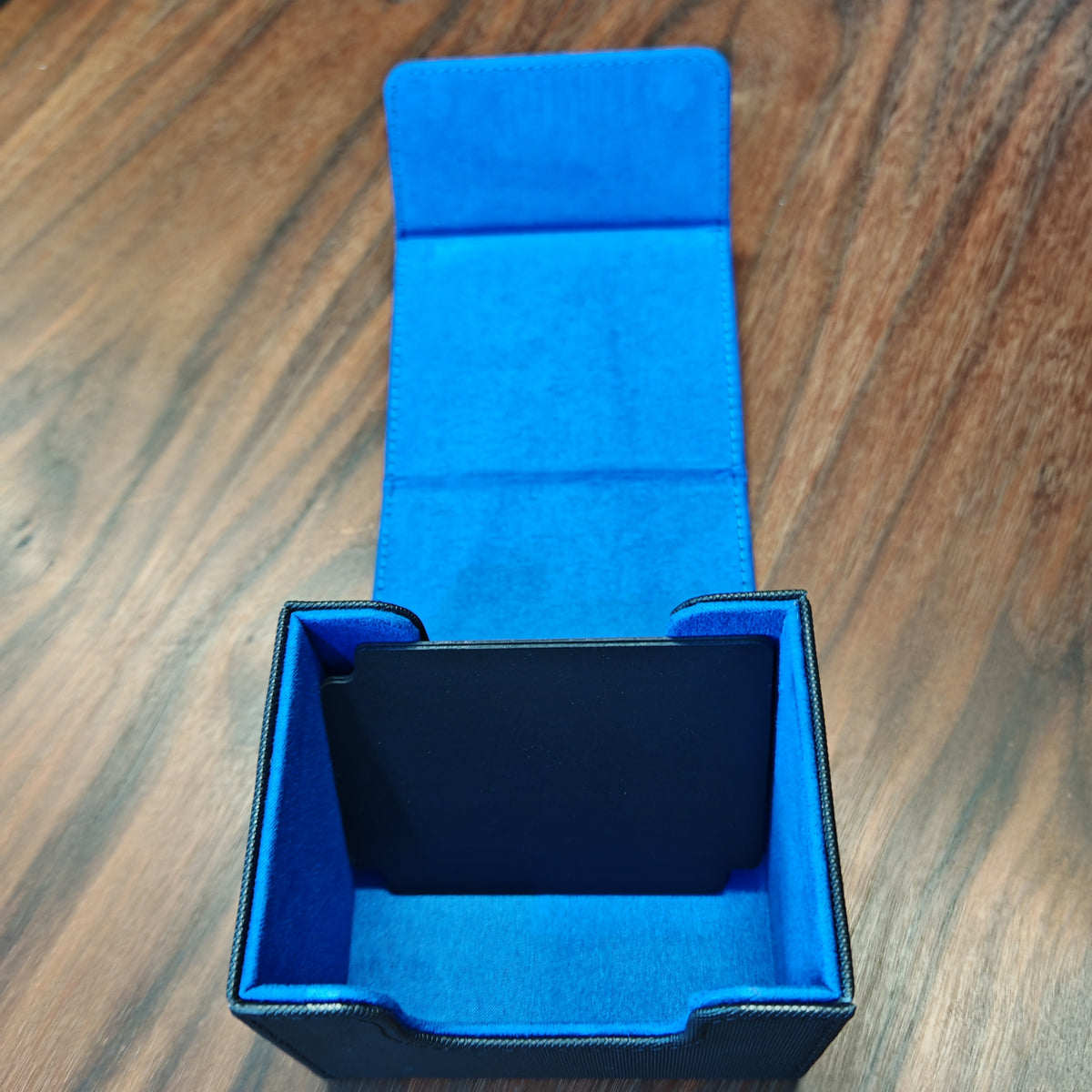 Trading Card Game (TCG): Patterned Magnetic TCG Deck Box