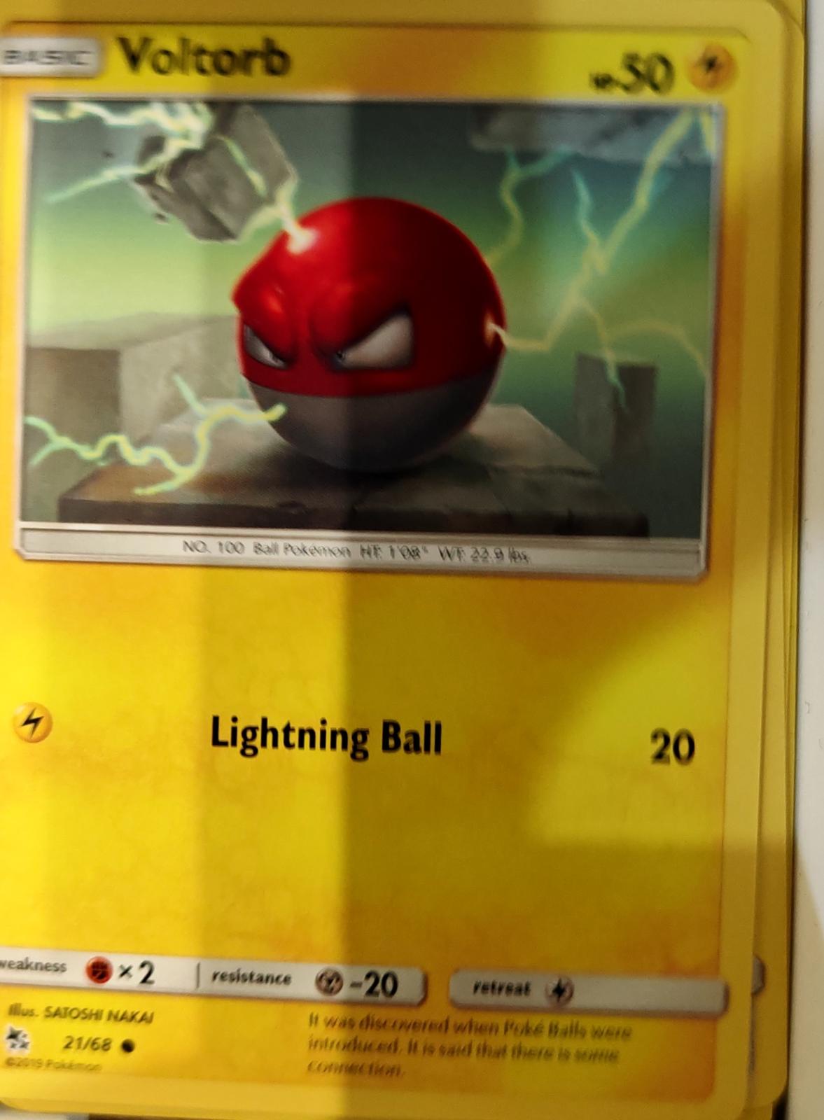 Voltorb - 21/68 - - HIDDEN FATES - Pokemon - Common | AA69-27