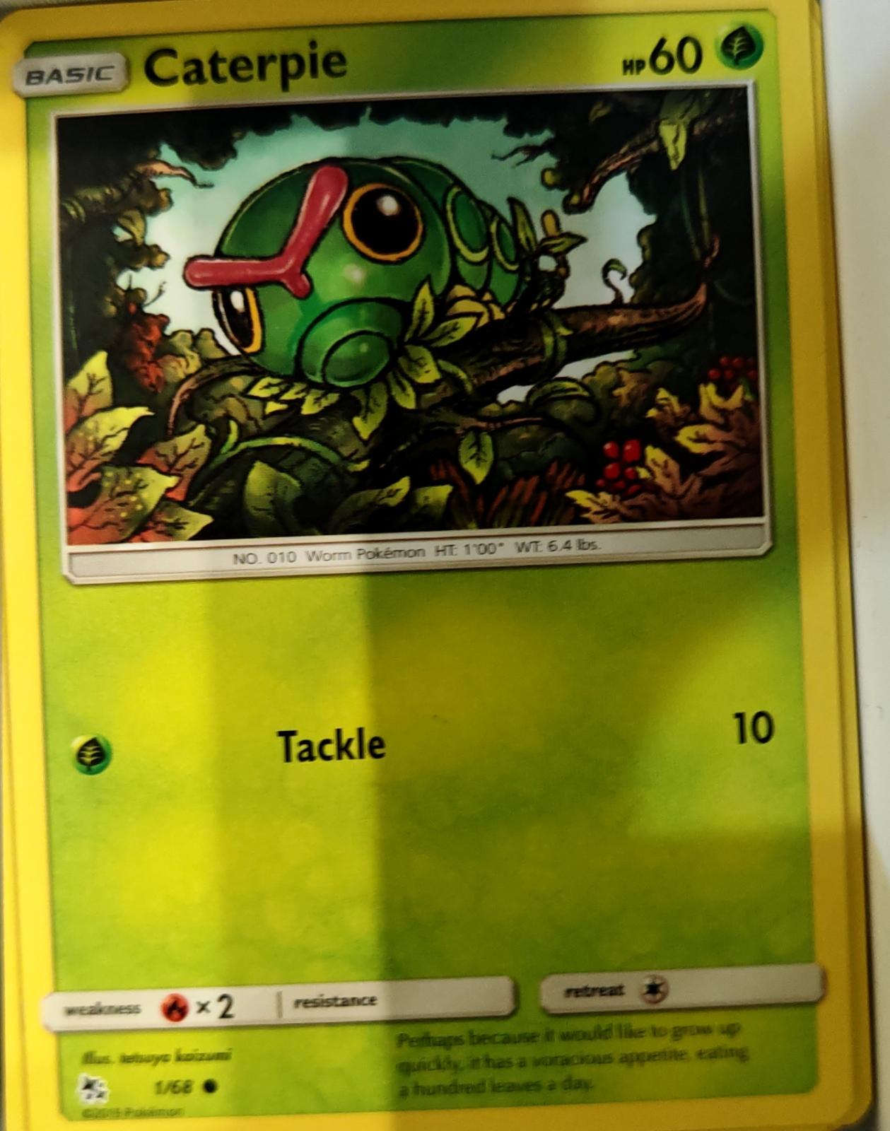 Caterpie - 1/68 - - HIDDEN FATES - Pokemon - Common | AA69-15