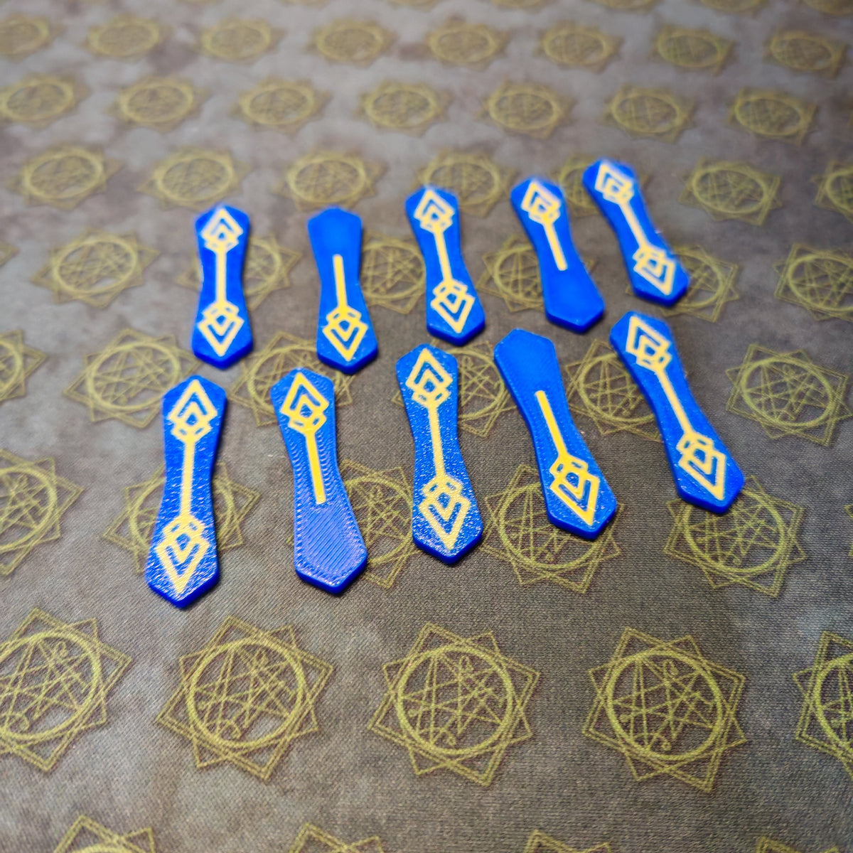 Rulers and Guides - Path Markers / Directional Arrows suitable for Arkham Horror LCG (Copy) Board Game Tabletop Gaming Gifts Accessories, RPG D&D Dice