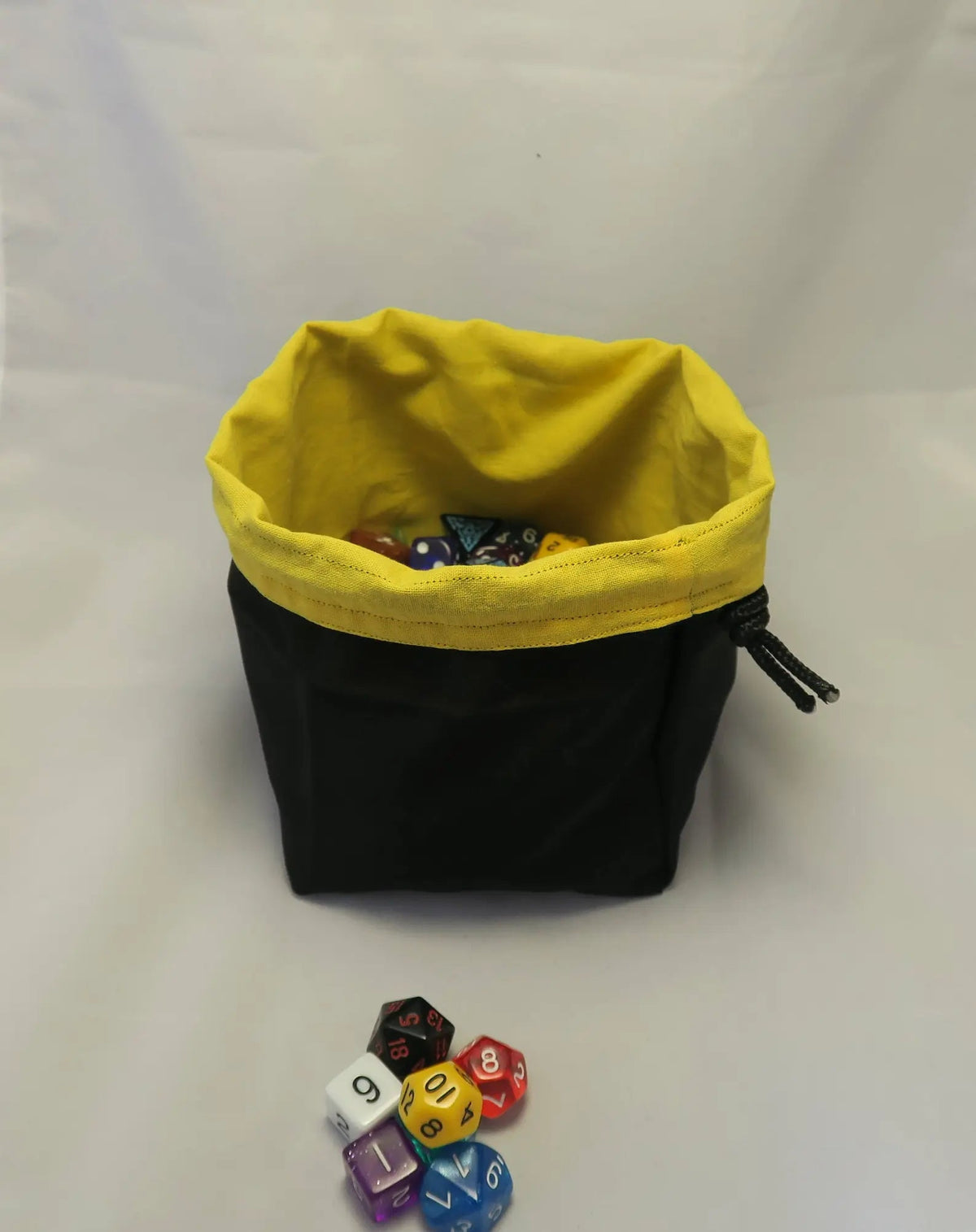 Dice Bag - Plain Colour Bag Board Game Tabletop Gaming Gifts Accessories, RPG D&D Dice